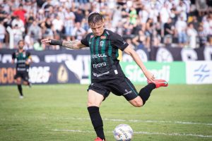 Atacante Matheus Moraes deixa o Maringá FC e acerta empréstimo com clube japonês