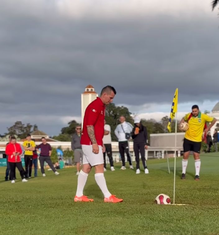Footgolf: esporte une golfe e futebol e conquista adeptos no Paraná