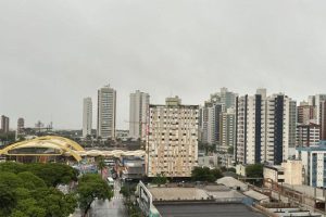 Chuva e tempo abafado seguem em Maringá neste sábado, 21; confira a previsão