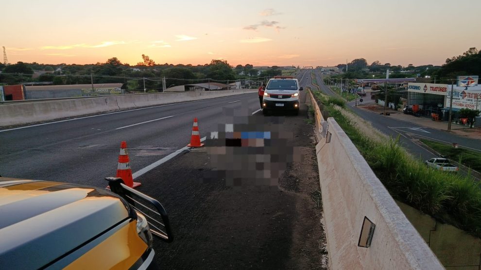 Homem morre atropelado na BR-376, em Paranavaí; motorista foge sem prestar socorro