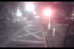 Imagens mostram acidente entre trem e ônibus em Sarandi