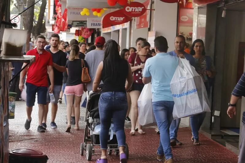 Maringá registra um dos menores índices de otimismo do comércio no Paraná; veja a pesquisa