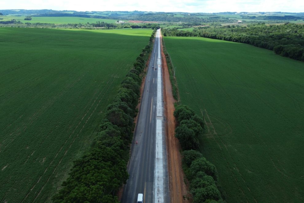 Nova rodovia em concreto vai ligar cidades e chega a 33,5% de execução