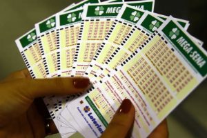 Onze apostas de Maringá acertam a quadra da Mega-Sena; prêmio principal acumula em R$ 72 milhões