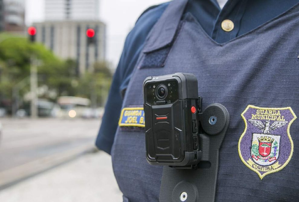 Pai é suspeito de tentar vender a própria filha em “biqueira”