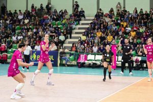 Sancor Seguros Vôlei Maringá vence o Brasília Vôlei por 3 sets a 1
