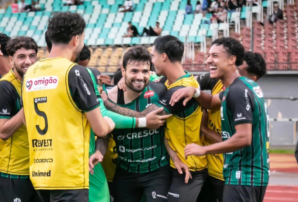 Sem dificuldades, Maringá FC faz 5 a 0 no Galo e encaminha permanência na primeira divisão