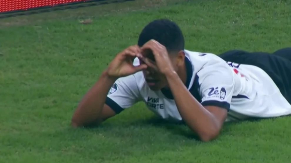 Cauan Barros vive noite de anti heroi no empate entre Cruzeiro e Vasco