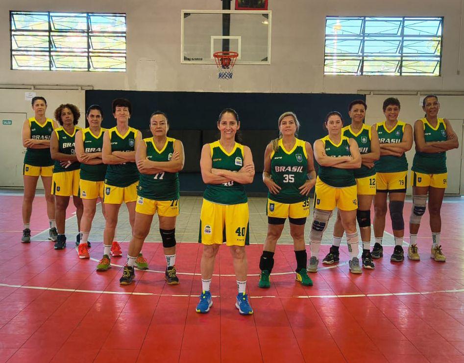 Com maringaense no elenco, Seleção Brasileira de Basquete Feminino 60+ encerra Pan-Americano com vitória