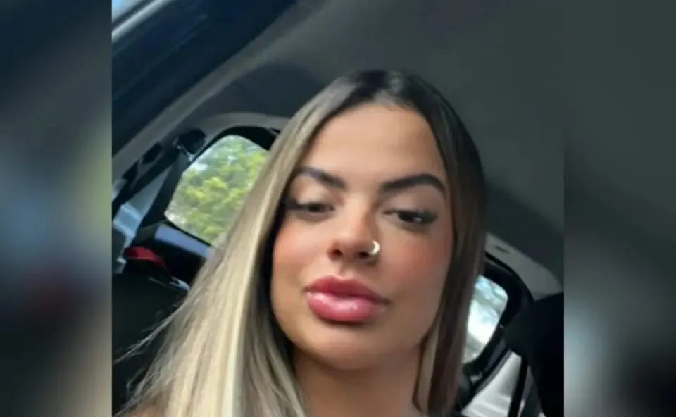 Jovem paranaense presa por tráfico na França deixa presídio e retorna ao Brasil: 'Psicológico muito abalado'