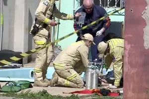 Mãe e namorado são indiciados após criança morrer afogada