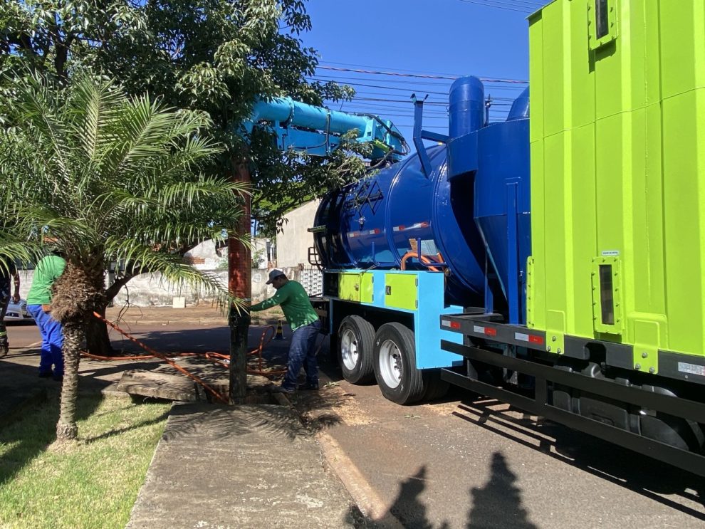 Prefeitura de Maringá pagará R$ 900 mil por contratação de empresa para desobstrução de bocas de lobo