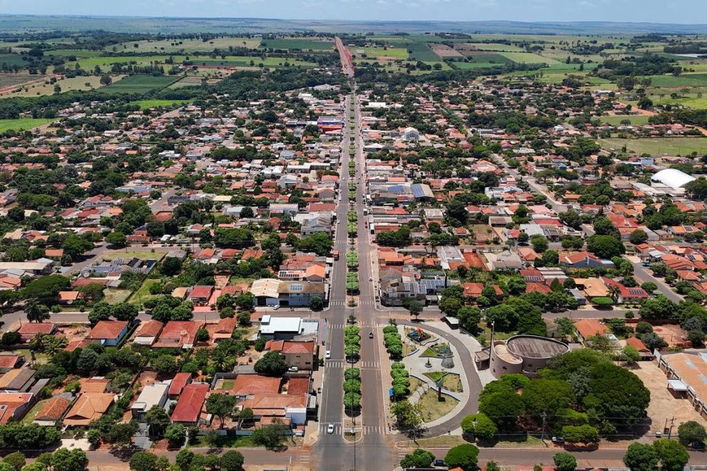 Prefeitura de pacata cidade a 95 km de Maringá abre novo concurso público com salário de R$ 18,1 mil