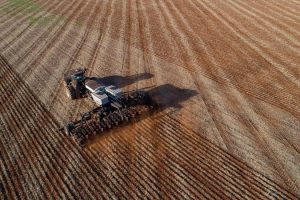 Tecnologias de Precisão em Máquinas Agrícolas Ajudam a Contornar a Alta dos Fertilizantes