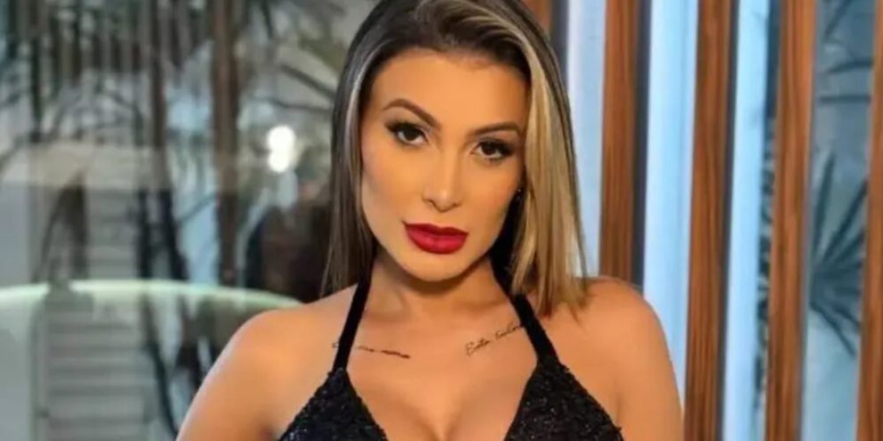 Andressa Urach vem ao Paraná para fechar parceria entre marca de conteúdo adulto e time de futebol