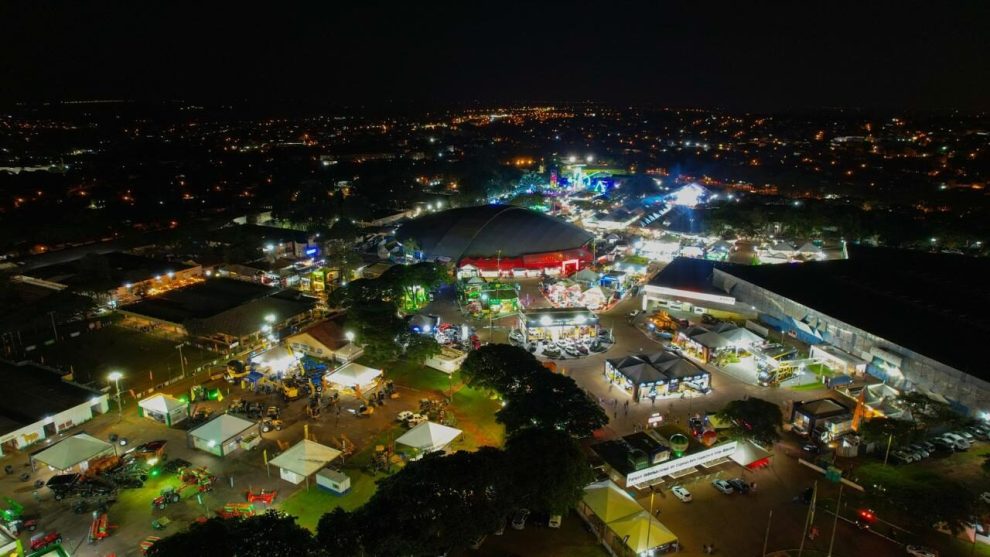 Expoingá 2026 projeta recorde de público e mais de R$ 1 bilhão em negócios com foco em inovação no agro