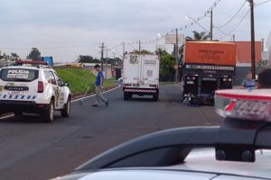 Jovem de 18 anos que morreu em acidente de moto em Maringá é identificado; veja o momento da colisão