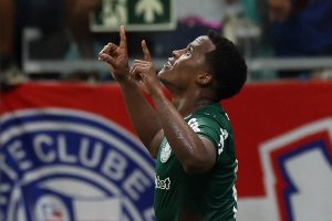 Palmeiras vence, conta com tropeço do Fluminense e abre cinco pontos na liderança do Brasileiro