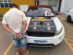 Polícia Civil descobre cocaína escondida em comércio e prende homem em Maringá; vídeo