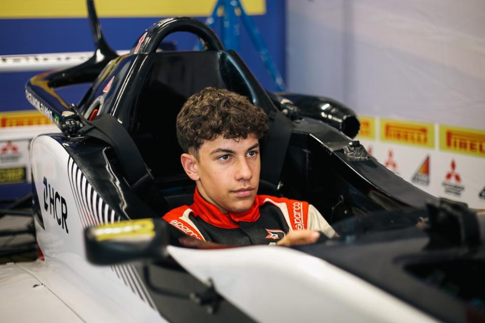 Talento maringaense brilha em Interlagos: Dante Monteiro conquista a primeira pole da Fórmula Delta em 2026