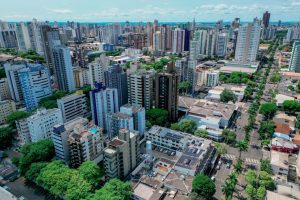 Veja como fica o tempo em Maringá e no Paraná neste feriado antes da virada brusca com chegada de frente fria