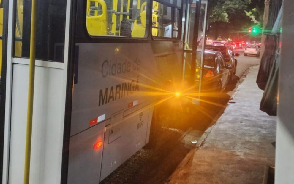 Após ataque com pedras em ônibus de Maringá, Prefeitura anuncia punição dura contra estudantes