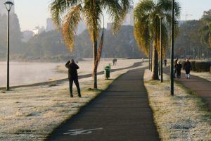 Cidade do Paraná registra frio extremo com sensação térmica de -7,5°C; veja ranking