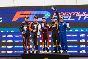 Dante Monteiro vence chuva, frio, pista pesada e assume liderança da Fórmula Delta