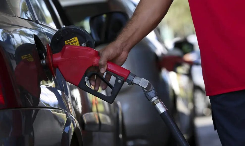 Feirão do Imposto terá gasolina a R$ 4,42 e etanol a R$ 3,04 em Maringá; veja onde