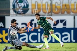 Maringá reencontra o caminho da vitória com gols no final