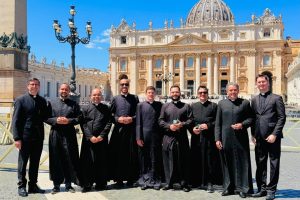 Papa Leão XIV faz saudação especial à Arquidiocese de Maringá no Vaticano