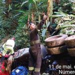 Passageira de caminhão morre em acidente no viaduto dos padres