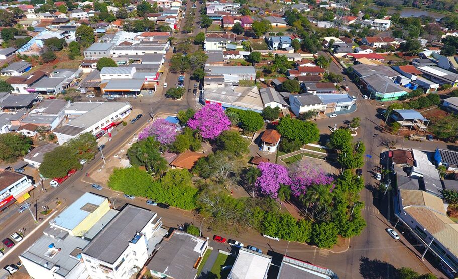 Prefeitura anuncia concurso público inédito com 118 vagas imediatas e salário de R$ 13 mil
