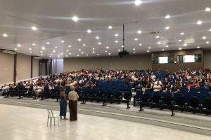 Prefeitura de Jandaia do Sul promove palestra sobre inclusão de crianças neuroatípicas no Auditório Municipal