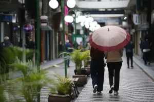 Domingo será de chuva e temperaturas amenas em todo o Paraná; veja a previsão