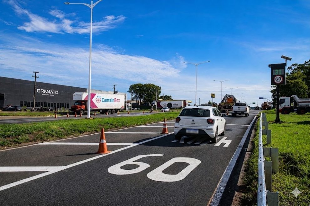 EPR Paraná reforça segurança no trevo da PR-323 em Umuarama para reduzir riscos e preservar vidas