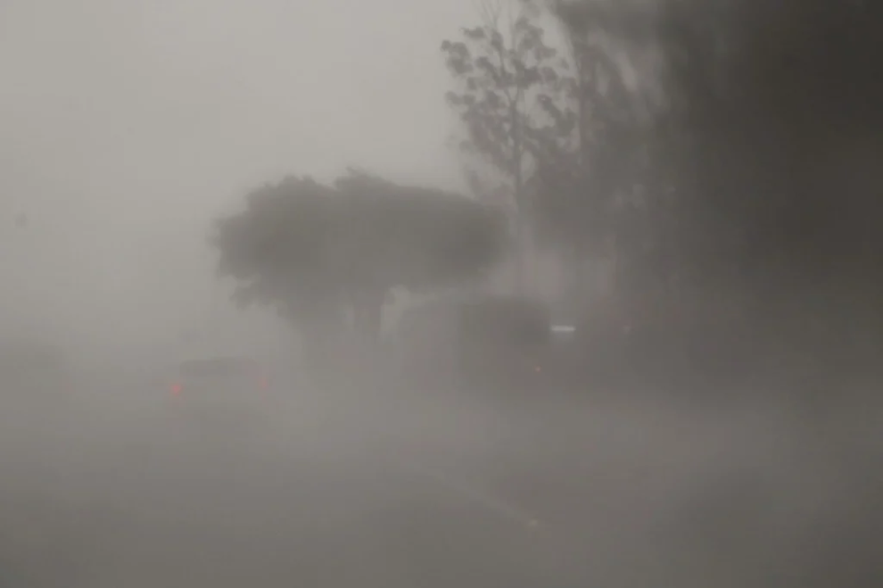 Maringá e mais 31 cidades da região já estão em alerta de tempestade com risco de ventos de até 100 km/h; veja a lista completa