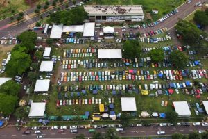 Maringá recebe festival de carros antigos com atrações musicais e telão para a Copa