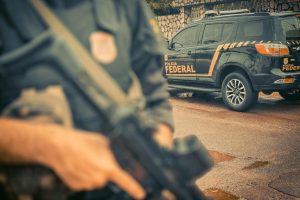 PF cumpre mandados por lavagem de dinheiro em Maringá e na região