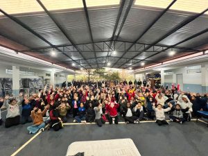 Programa Visão Solidária entrega óculos a alunos da Escola Municipal Olavo Bilac em Jandaia do Sul