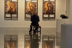 Trabalho humano e inteligência artificial se encontram em nova exposição de Jorge Pedro