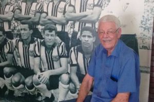 Zuring, bicampeão paranaense pelo Grêmio Maringá, morre aos 89 anos