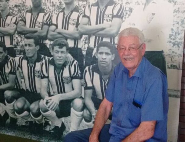 Zuring, bicampeão paranaense pelo Grêmio Maringá, morre aos 89 anos