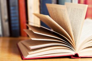 10 livros de autores maringaenses que você precisa conhecer