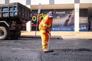 Avenida de Maringá tem obras de recapeamento asfáltico e fica parcialmente interditada nesta segunda-feira
