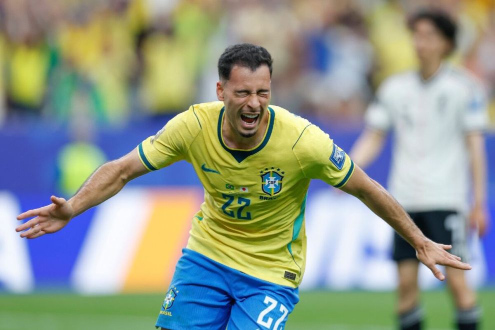 Deputado paranaense propõe lei que proíbe a Seleção de convocar jogadores que atuem fora do Brasil