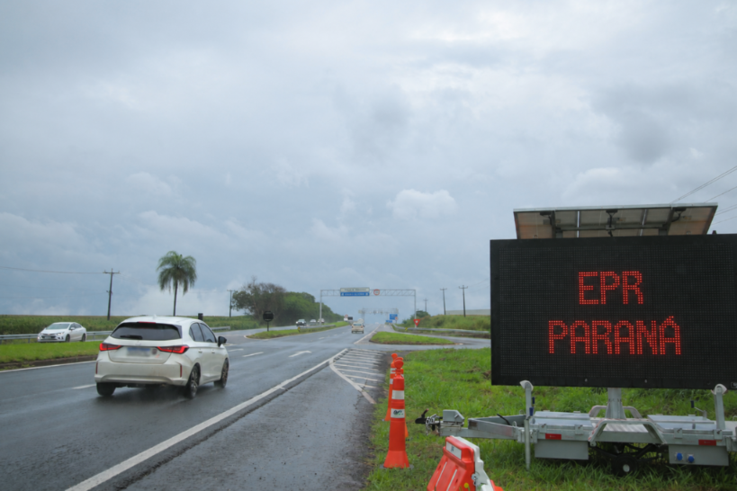 EPR Paraná alerta para o uso do cinto e regras de transporte infantil nas rodovias