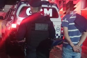 Jovem é preso pela Guarda após mãe informar o paradeiro dele, em Maringá