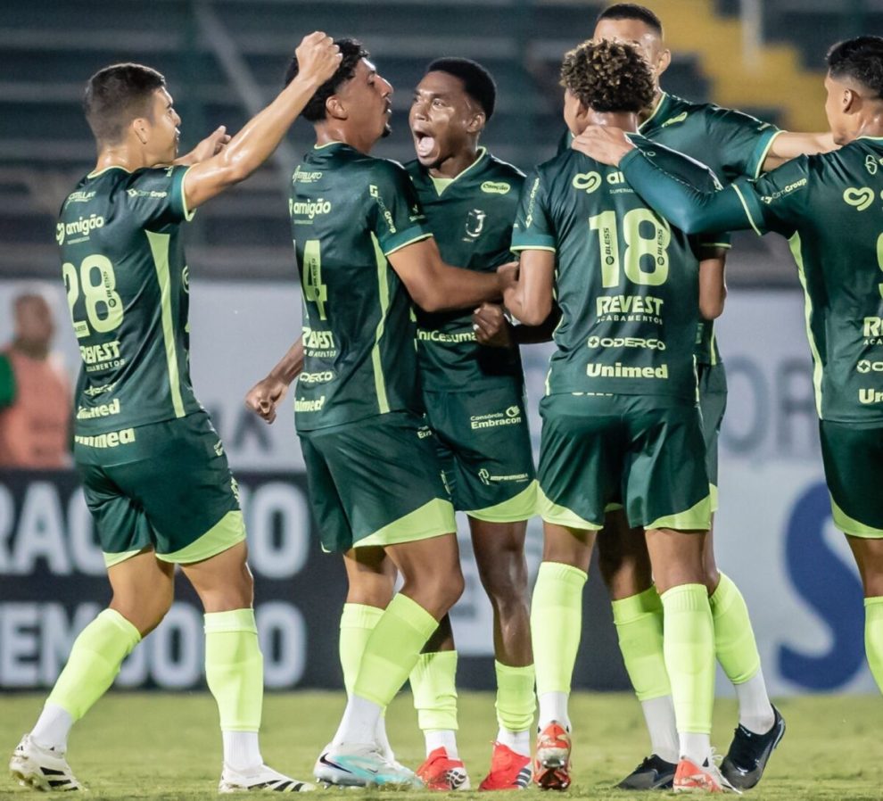 Maringá FC encara o Volta Redonda neste sábado (4) e busca voltar ao G8 da Série C