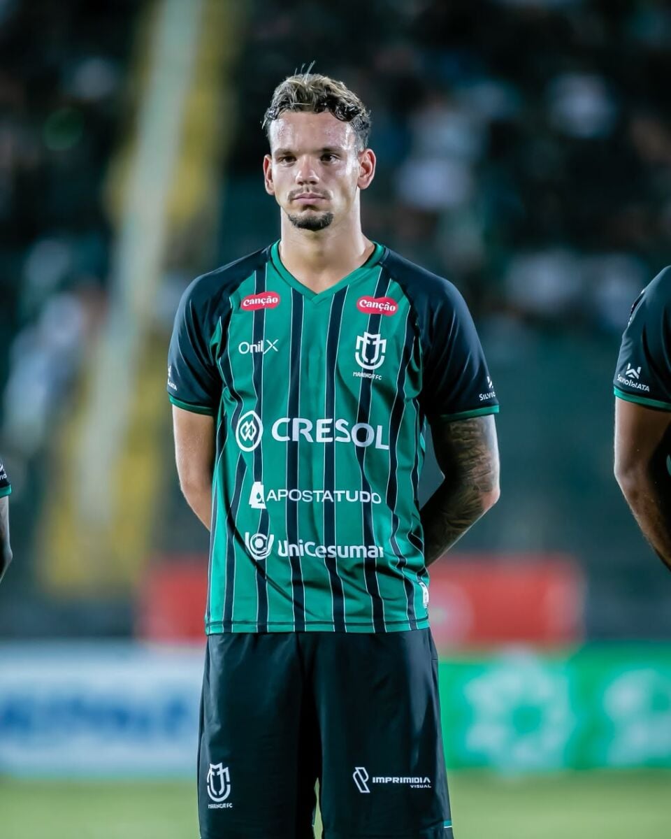 Maringá FC negocia por empréstimo o zagueiro Cauã Tavares ao Oeste
